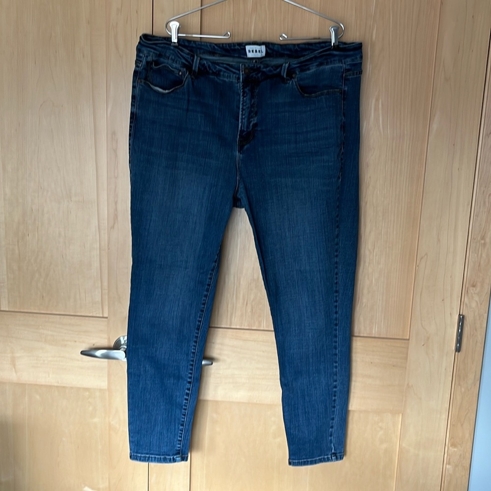 Rebel Wilson Pin Up Skinny jeans 22W EUC